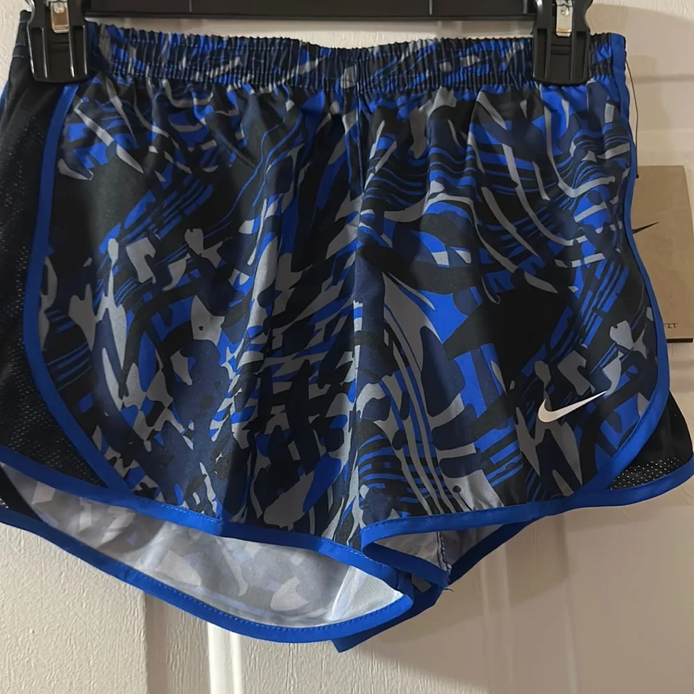 Nike DRI-FIT Tempo Running Shorts: BLACK/BLUE/GRAY PRINT: NWT: SIZE M